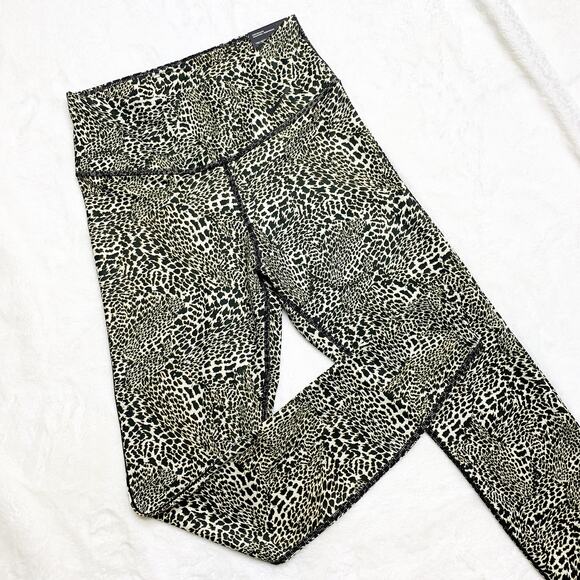 NIKE Leopard Tights Animal Print Leggings NEW with tags size XS - Picture 1 of 9